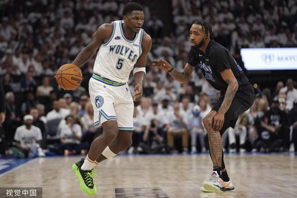 利用梅西和 利用梅西和